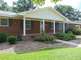 112 Wilkshire Dr, Greenville, Nc 27858 4 Beds 2 Baths 2,240 Sqf in Greenville, NC (Photo 2 of 7)