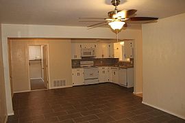 Newly Remodeled 4 Bedroom 2 Bath Home Has Updated Lighting in Moore, OK (Photo 4 of 6)