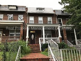 Single Family Home For Rent in Washington, DC