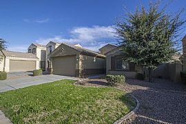 4323 S Ranger Trl, Gilbert, Az 85297 in Gilbert, AZ