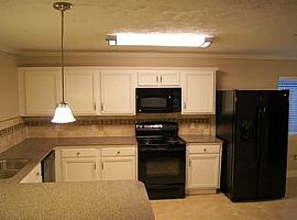 15922 Lenclaire Dr, Houston Rent 650 Deposit 650 Total 1300 in Houston, TX (Photo 5 of 8)