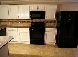 15922 Lenclaire Dr, Houston Rent 650 Deposit 650 Total 1300 in Houston, TX (Photo 6 of 8)