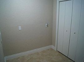 15922 Lenclaire Dr, Houston Rent 650 Deposit 650 Total 1300 in Houston, TX (Photo 7 of 8)