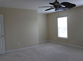 209 Willet Dr, Summerville Rent 750 Deposit 750 Total 1500 in Summerville, SC (Photo 7 of 8)