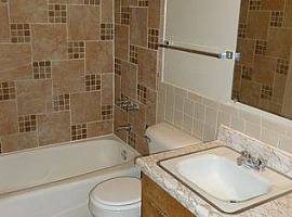 5600 N 95th St Apt 3, Milwaukee, Wi 53225 in Milwaukee, WI (Photo 3 of 6)