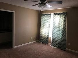 1032 Cove Cir, Clayton, N Rent 550 Deposit 550 Total 1100 in Clayton, NC (Photo 7 of 7)