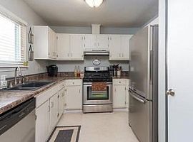 113 Vista Grande Cir, Charlotte Rent 750 Deposit 750 Total 1500 in Charlotte, NC (Photo 2 of 8)