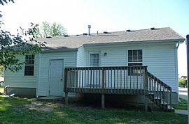  9105 Kentucky Ave, Louisville, Ky 40291 2 Beds 2 Baths 925 Sqf in Louisville, KY (Photo 4 of 4)