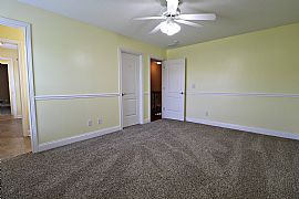 4br, 3ba in Middletown, Ky in Louisville, KY (Photo 5 of 12)
