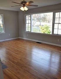  2806 Denson Ave, Knoxville, Tn 37921 2 Beds 1.5 Baths 1,056 Sq in Knoxville, TN (Photo 4 of 5)