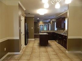 1009 Linlen Ave, Mobile, Al 36609 in Mobile, AL (Photo 5 of 9)