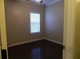 1009 Linlen Ave, Mobile, Al 36609 in Mobile, AL (Photo 8 of 9)