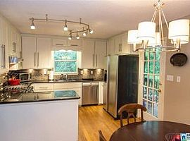 3124 Midland Dr, Vestavia, Al 35223 in Vestavia, AL (Photo 3 of 8)