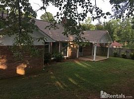 6136 Woodcrest Dr, Tuscaloosa, Al 35405 in Tuscaloosa, AL (Photo 7 of 9)