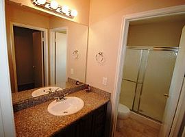 9005 N 52nd Dr, Glendale, Az 85302 in Glendale, AZ (Photo 4 of 11)