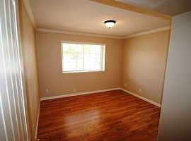 9005 N 52nd Dr, Glendale, Az 85302 in Glendale, AZ (Photo 5 of 11)