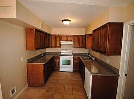 9005 N 52nd Dr, Glendale, Az 85302 in Glendale, AZ (Photo 8 of 11)