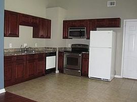  204 Finn Cir, Savannah, Ga 31419 3 Beds 2 Baths 1,243 Sqft in Savannah, GA (Photo 2 of 4)