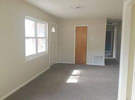  108 Lottie Ln, Grovetown, Ga 30813 3 Beds 1.5 Baths 1,324 Sqft in Grovetown, GA (Photo 2 of 5)