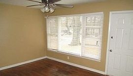  2448 Wayne St Sw, Marietta, Ga 30060 4 Beds 2 Baths 1,616 Sqft in Marietta, GA (Photo 3 of 4)