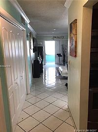 2 Beds 1.5 Baths 715 Sqft in Hialeah, FL (Photo 10 of 10)