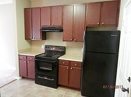 192 Pine Meadows Cir, Millbrook, Al 36025 (747) 444-3766 in Elmore, AL (Photo 3 of 9)