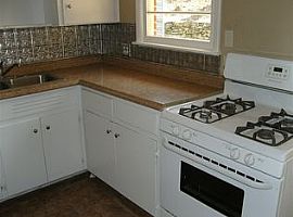 154 Nottingham Ct, Montgomery, Al 36109  (747) 444-3766 in Montgomery, AL (Photo 3 of 7)