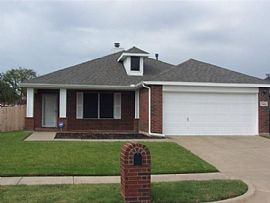 7400 Fossil Garden Dr, Arlington, Tx 76002  (747) 444-3766 in Arlington, TX