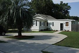 1103 N 69th Ave, Pensacola, Fl 32506 in Pensacola, FL