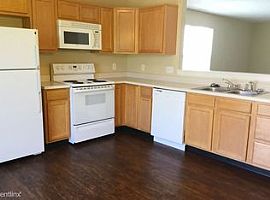 7316 Mosaic Drive Indianapolis in # 46221, Indianapolis, in 462 in Indianapolis, IN (Photo 5 of 6)