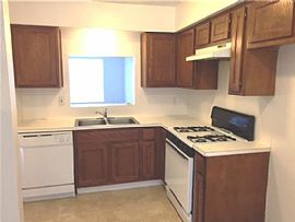 6328 Rumford Ln Houston, Tx 77084 (747) 444-3766 in Houston, TX (Photo 2 of 4)