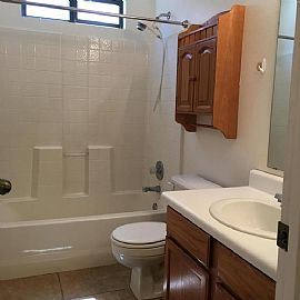 Gorgeous and Charming 3 Bedroom, 2 Bath in Phoenix, AZ (Photo 10 of 12)