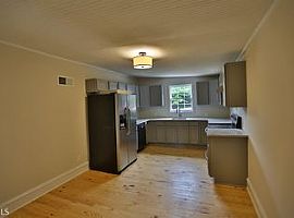 696 North Ave, Madison (747) 444-3766 in Madison, GA (Photo 2 of 4)