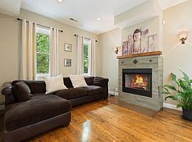 708 N Rockwell St, Chicago708 N Rockwell St (747) 444-3766 in Chicago, IL (Photo 2 of 3)