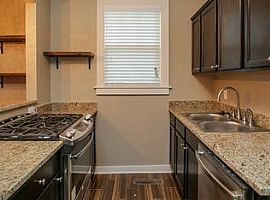 1572 Overton Park Ave Memphis, Tn 38112 (747) 444-3766 in Memphis, TN (Photo 3 of 4)