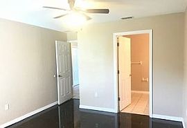 727 Leopard Ct, Kissimmee, Fl in Kissimmee, FL (Photo 4 of 6)