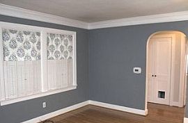  2400 Clarendon Ave, Louisville, Ky 40205 3 Beds 1 Bath 955 Sqf in Louisville, KY (Photo 2 of 4)