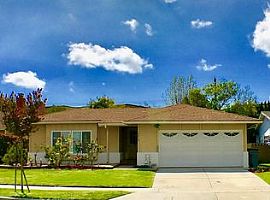 4 Bedrooms ,2 Bathrooms,2002 Sqft in Torrance, CA