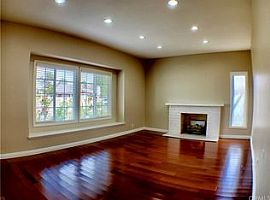 4 Bedrooms ,2 Bathrooms,2002 Sqft in Torrance, CA (Photo 3 of 6)