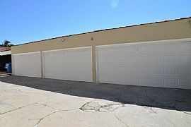 1 Bed 1 Bath Completely Remodeled Apartment in a Great Location in Los Angeles, CA (Photo 12 of 12)