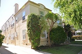 1 Bed 1 Bath Completely Remodeled Apartment in a Great Location in Los Angeles, CA (Photo 2 of 12)