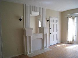 1 Bed 1 Bath Completely Remodeled Apartment in a Great Location in Los Angeles, CA (Photo 6 of 12)