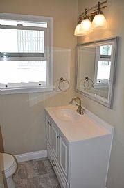 1 Bed 1 Bath Completely Remodeled Apartment in a Great Location in Los Angeles, CA (Photo 9 of 12)