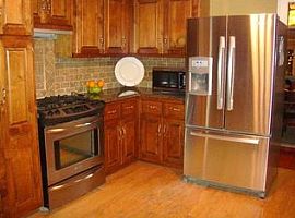  109 Hilton St, Greer, Sc 29650 2 Beds 1 Bath 1,500 Sqft in Greer, SC (Photo 4 of 4)