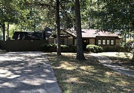  10803 Knollwood Dr, Tyler, Tx 75703 4 Beds 3 Baths 2,577 Sqft in Tyler, TX