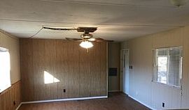  164 Scarlett Rd, Weatherford, Tx 76087 3 Beds 2 Baths 896 Sqft in Weatherford, TX (Photo 4 of 4)