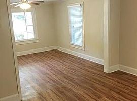  914 Taylor St, Kannapolis, Nc 28083 3 Beds 1.5 Baths 1,339 Sqf in Kannapolis, NC (Photo 3 of 4)