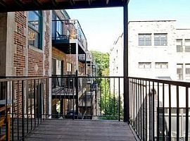 627 1/2 W Arlington Pl # 2, Chicago in Chicago, IL (Photo 2 of 4)