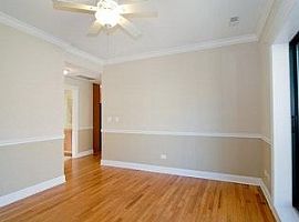 627 1/2 W Arlington Pl # 2, Chicago in Chicago, IL (Photo 3 of 4)