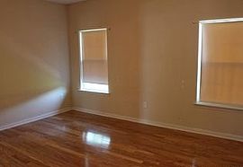 1 Travertine Cir, Savannah, Ga 31419 2 Beds 2 Baths 1,268 Sqft in Savannah, GA (Photo 4 of 11)